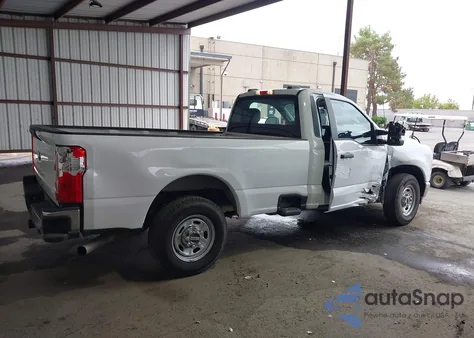 2023 Ford F-250 Xl z USA, uszkodzony, nr VIN 1FTBF2AA5PEC14358